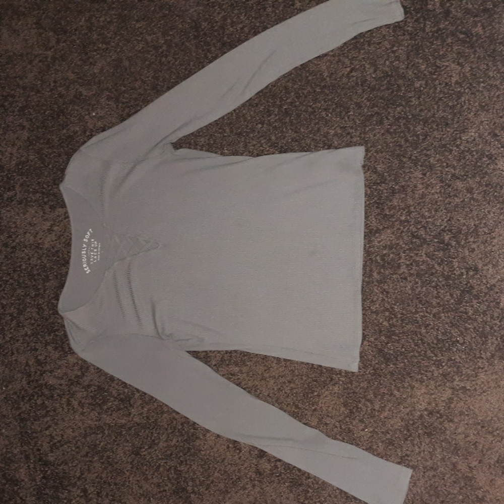 Green long sleeve shirt top, size Large